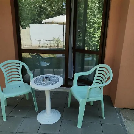 Homeline Kazakovi Guest house *