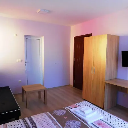 Guest house Homeline Kazakovi
