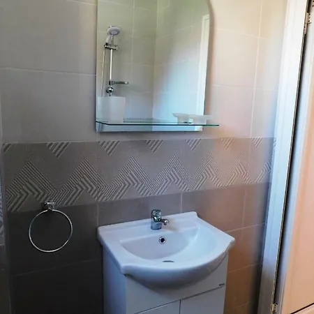 Homeline Kazakovi 4* ネセバル