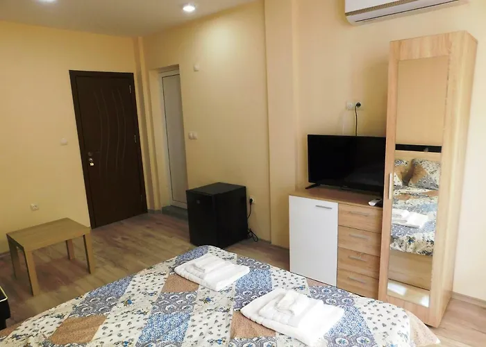 Casa de hóspedes Homeline Kazakovi 4*